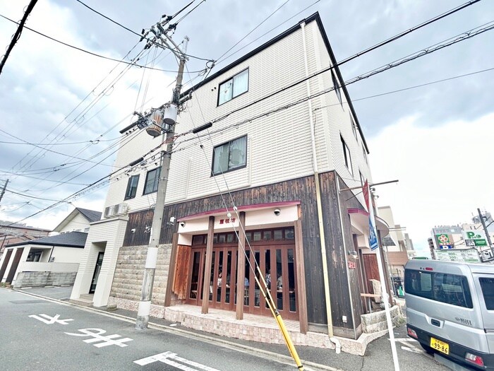 エスティハウス西院の物件外観写真