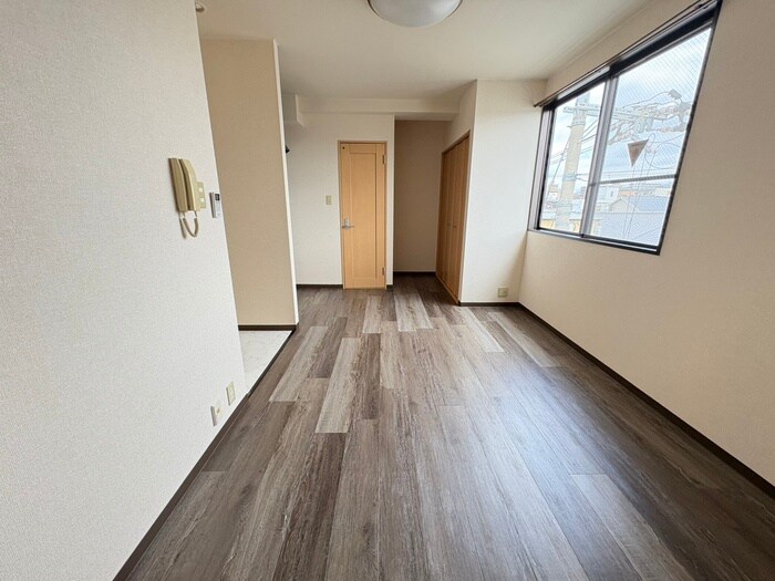 エスティハウス西院の物件内観写真