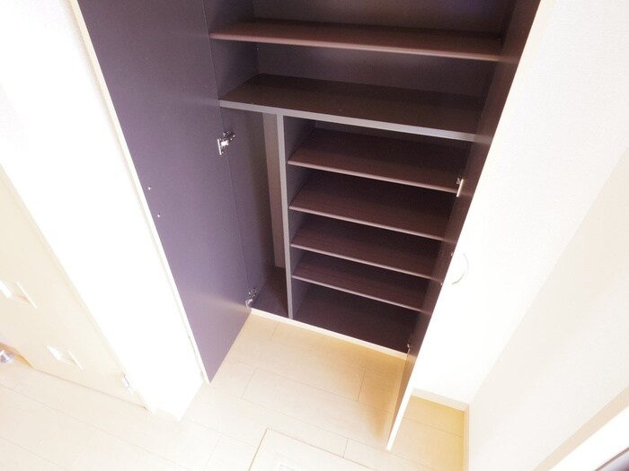 グランシャリオ（城陽市）の物件内観写真