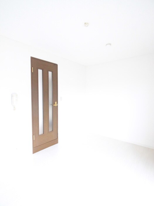 ﾗｳﾞｨｽﾀ弥生の物件内観写真