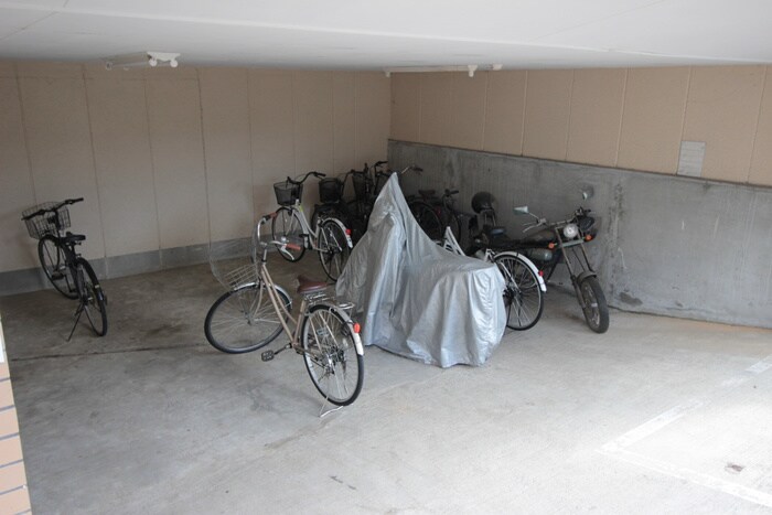 ﾊｲﾂ茨木の物件外観写真