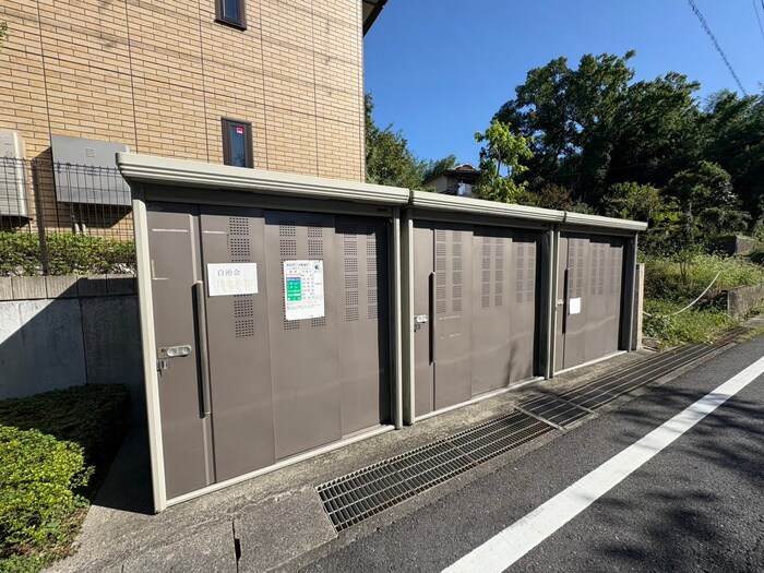 Ribera　Square　B棟の物件外観写真