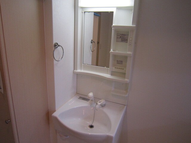 グランエクラ岸里の物件内観写真