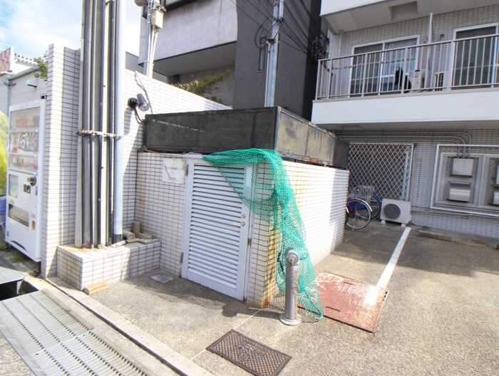 プリエール名神尼崎の物件外観写真