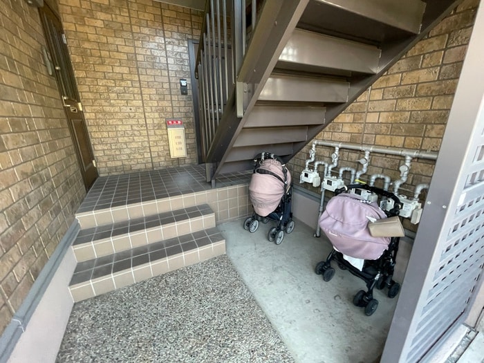 パストラル西向日の物件外観写真