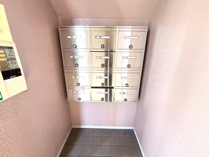 ミッテルハウスの物件外観写真