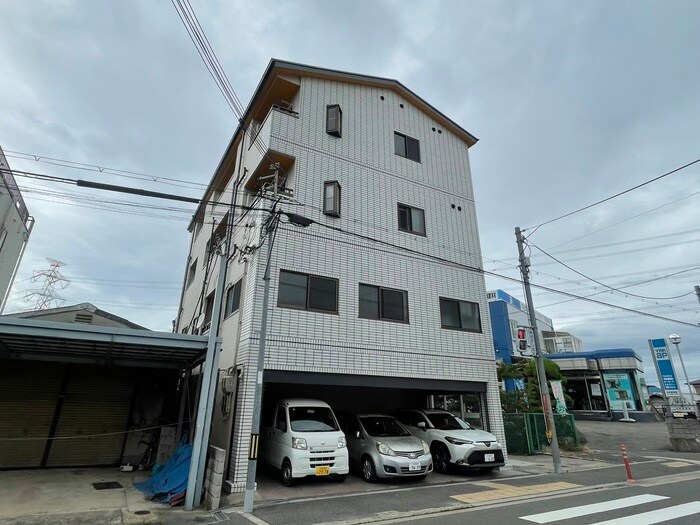 コスモ津田北マンションの物件外観写真