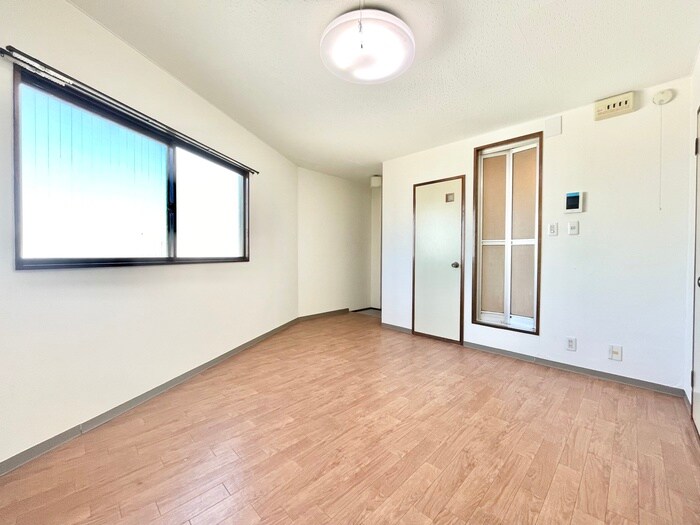 コスモ津田北マンションの物件内観写真