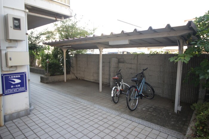 マリンハイム塩屋の物件外観写真