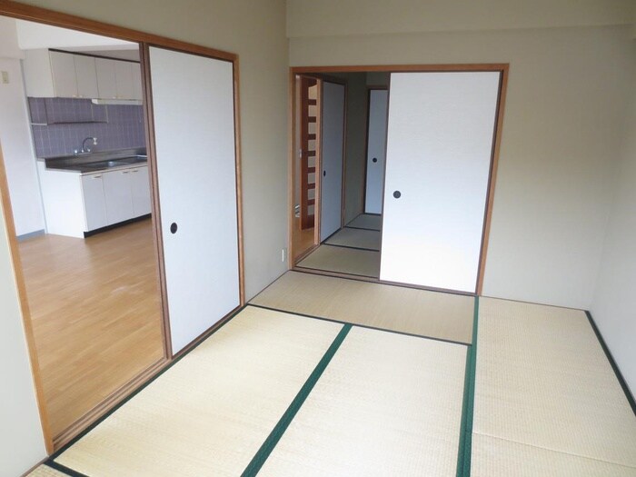 マリンハイム塩屋の物件内観写真