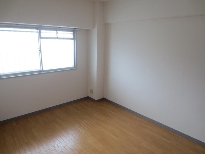 マリンハイム塩屋の物件内観写真