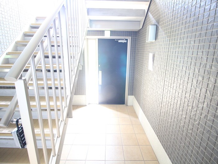 ヴィラ　クロシェットの物件外観写真