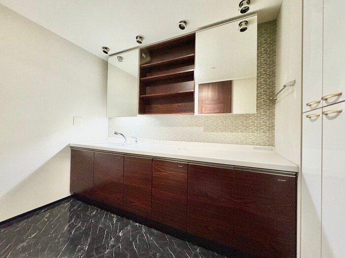 レジディア心斎橋ウエストの物件内観写真