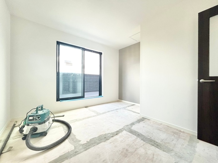 East Garage Placeの物件内観写真