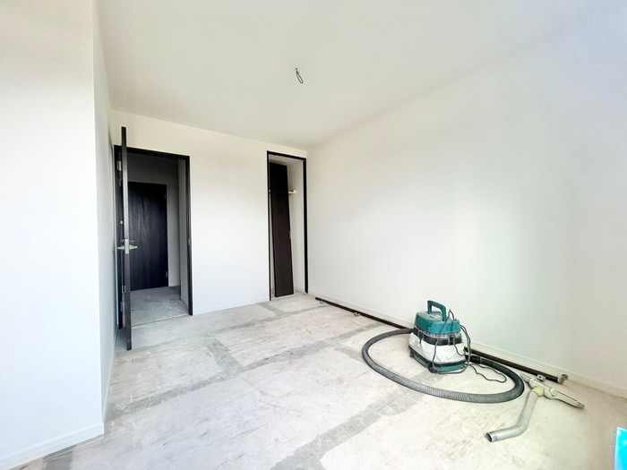 East Garage Placeの物件内観写真