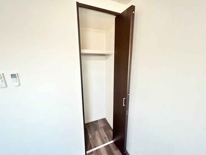 East Garage Placeの物件内観写真