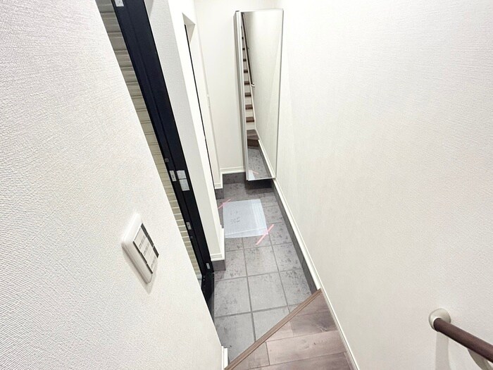 East Garage Placeの物件内観写真