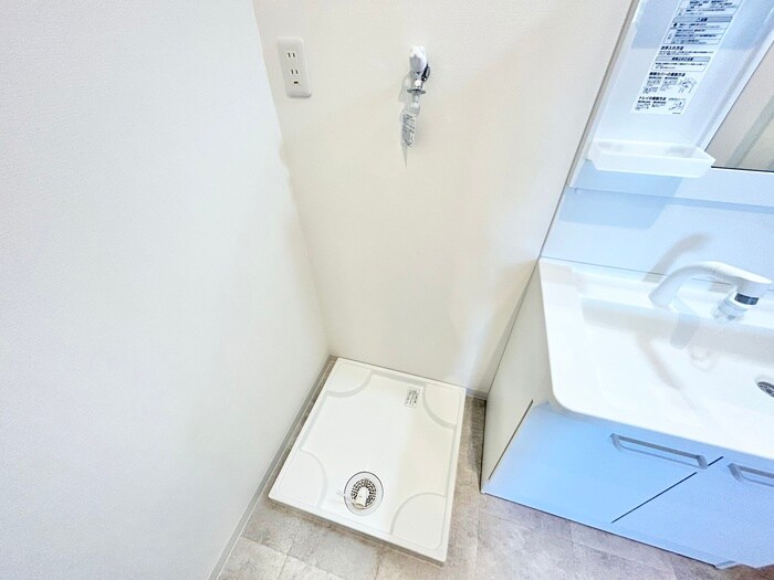 East Garage Placeの物件内観写真