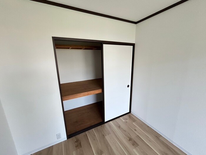 トネサニ－ハイツWESTの物件内観写真