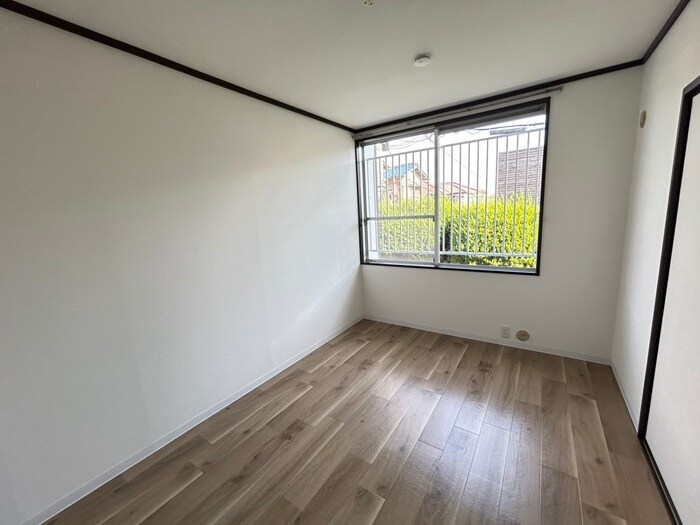 トネサニ－ハイツWESTの物件内観写真