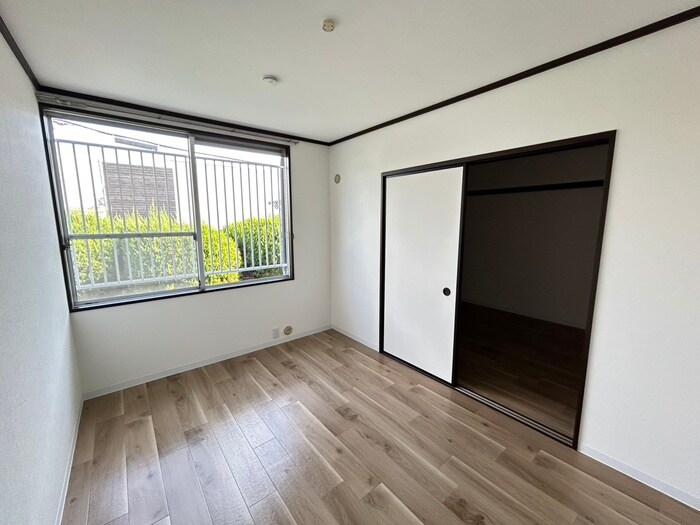 トネサニ－ハイツWESTの物件内観写真