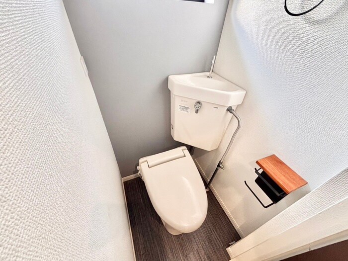 田井町貸家の物件内観写真