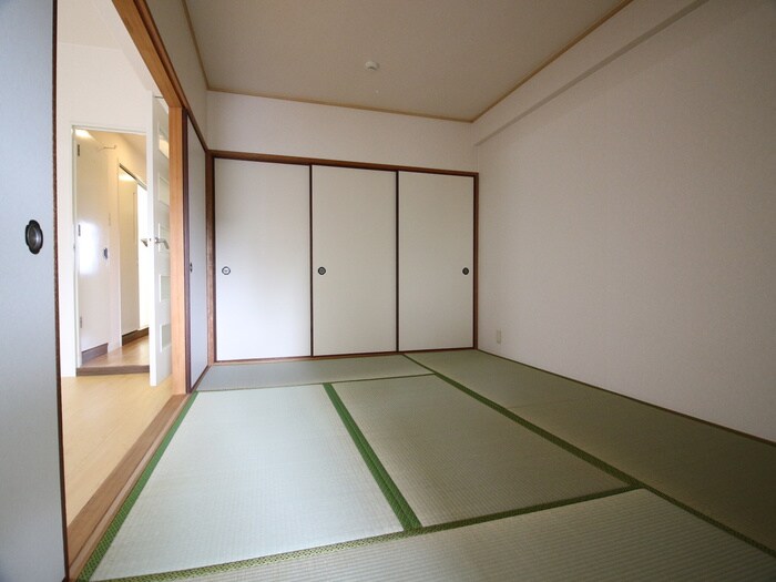 ジョイフルライフ泉丘の物件内観写真