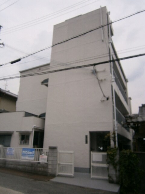 元町マンションの物件外観写真