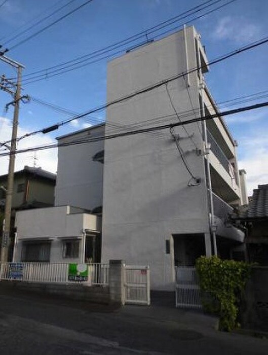 元町マンションの物件外観写真