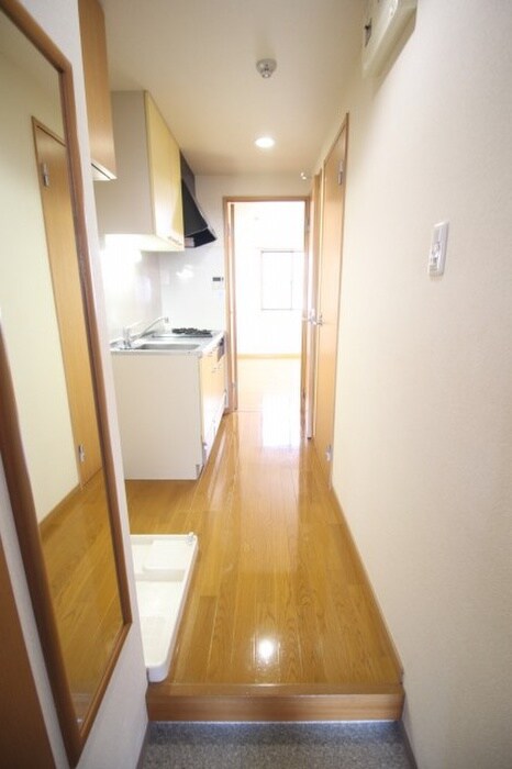 フラッティ堀川高辻の物件内観写真