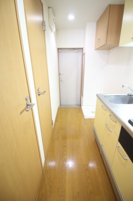 フラッティ堀川高辻の物件内観写真