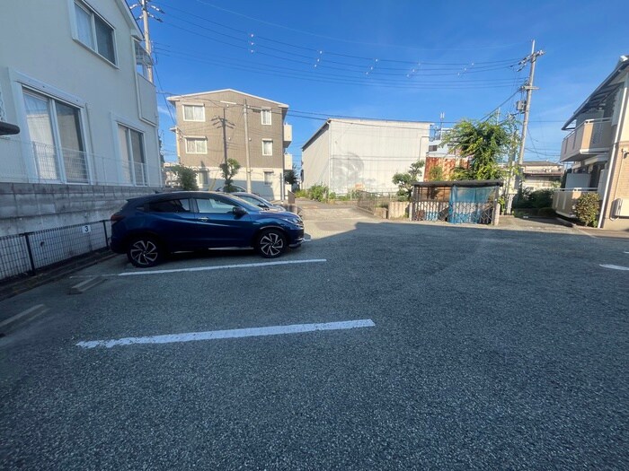 ツインステ－ジ川西の物件外観写真