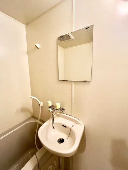 サニーカーサの物件内観写真