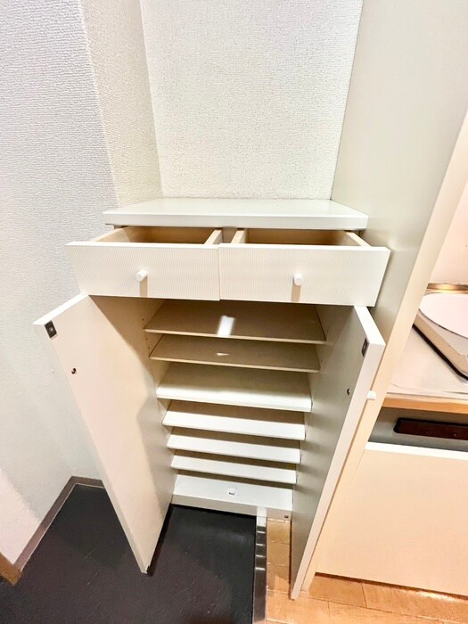 サニーカーサの物件内観写真