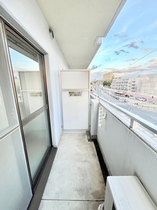 サニーカーサの物件内観写真