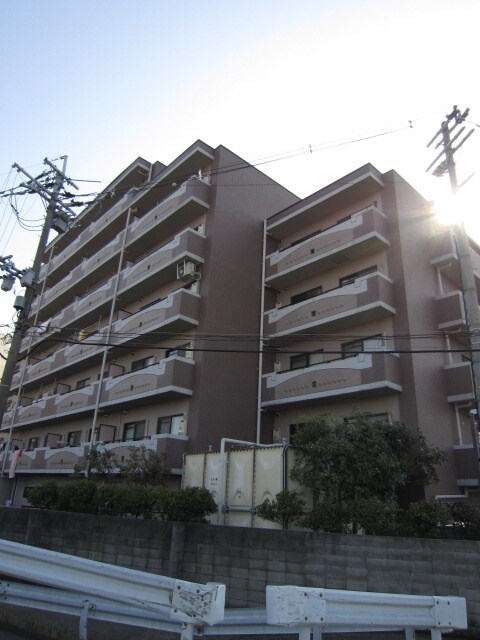 メゾン桂川の物件外観写真