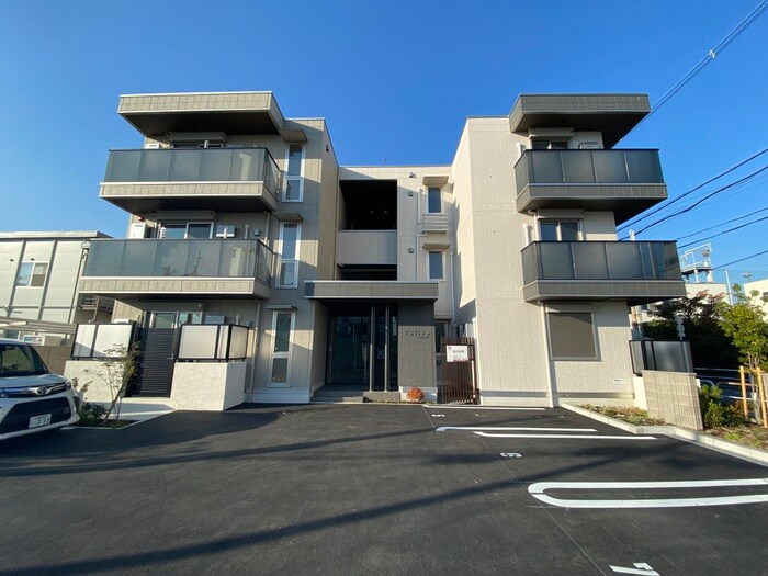 Ｆｅｌｉｃｅの物件外観写真