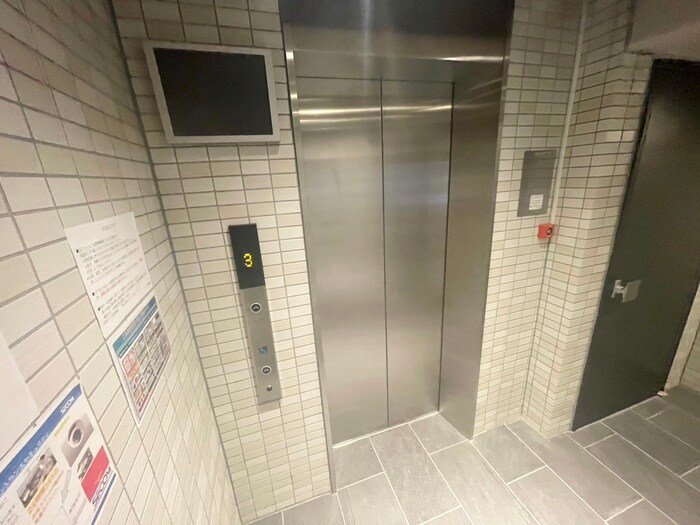 ＮＥＸＴ　ＳＴＡＧＥ　神戸元町の物件外観写真