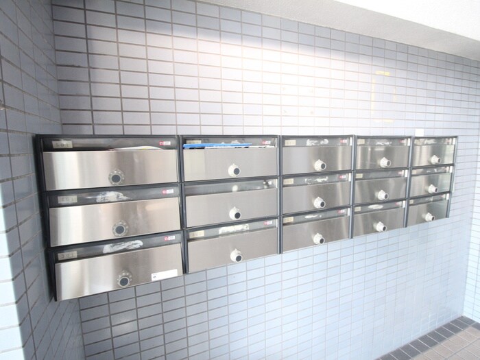 芸大ヒルズの物件外観写真