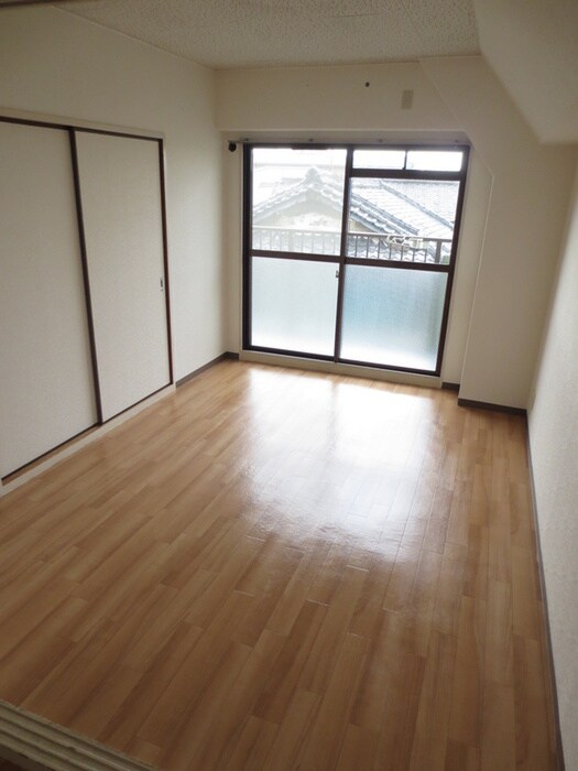 高槻ガーデンヒルズの物件内観写真