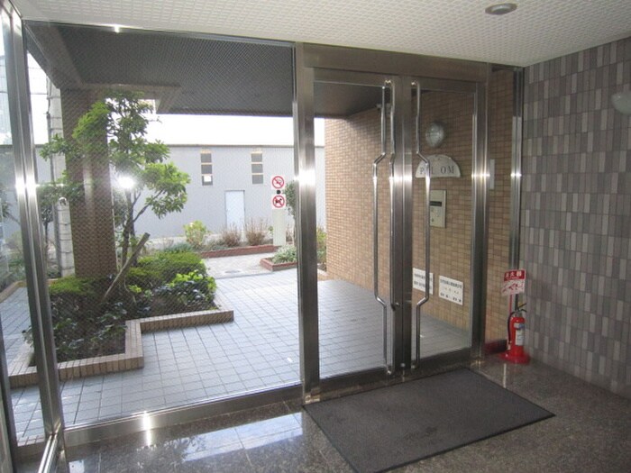パルＯＭの物件外観写真