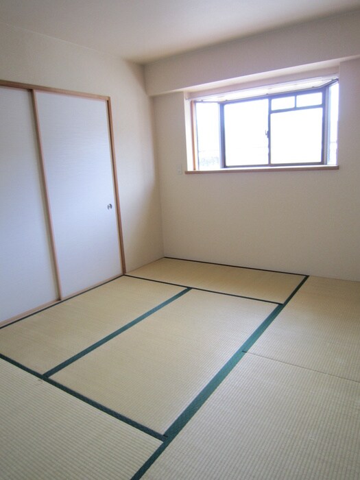 ラフィネ星田の物件内観写真