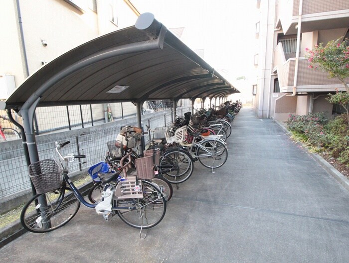 ラフィネ星田の物件外観写真