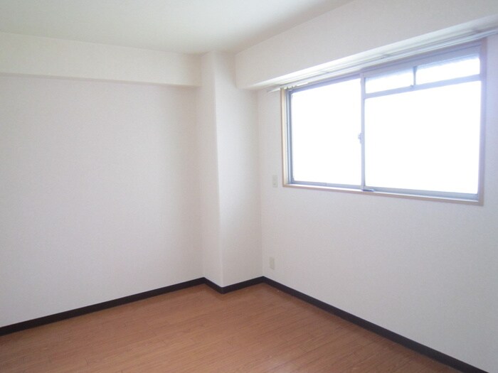 ラフィネ星田の物件内観写真