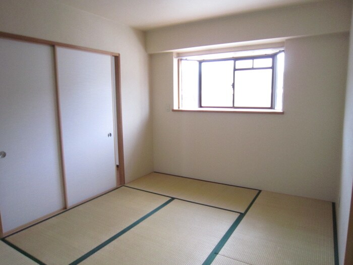 ラフィネ星田の物件内観写真