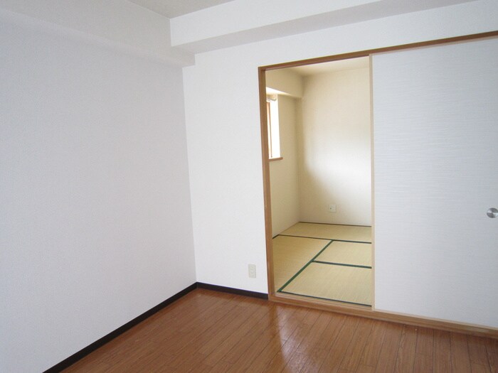 ラフィネ星田の物件内観写真