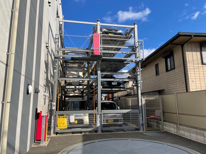 レジディア甲東園の物件外観写真