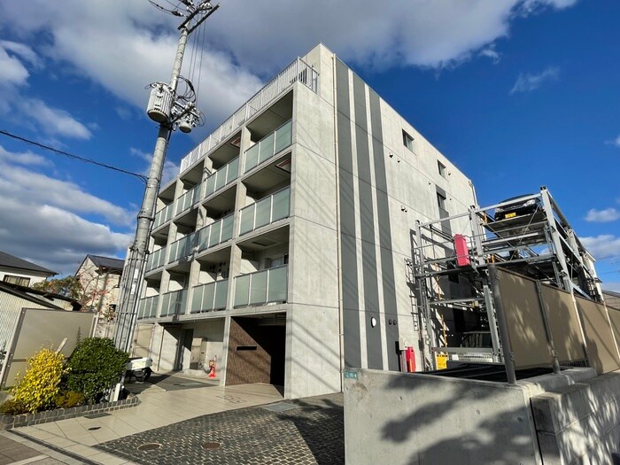 レジディア甲東園の物件外観写真