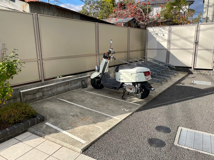 レジディア甲東園の物件外観写真