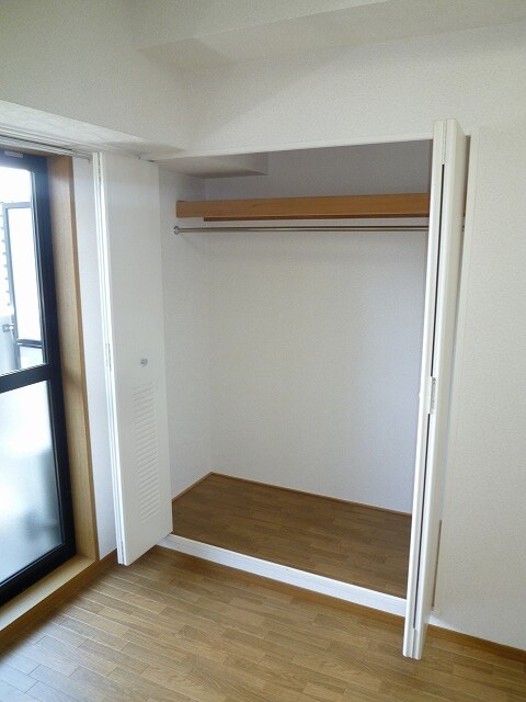 ノルデンハイム東三国Ｂ棟の物件内観写真